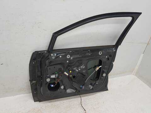 Foto 3ª: Puerta Delantera Derecha Volkswagen Golf GTD BLUEMOTION TECH. (2013)