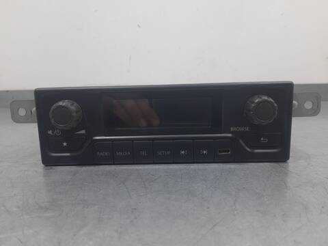Foto 1ª: Sistema Audio Radio CD Mercedes Sprinter 314 CDI RWD 907.631 907.633 907.635 907.637) 143CV 105KW FURGONETA [651958] (2022)