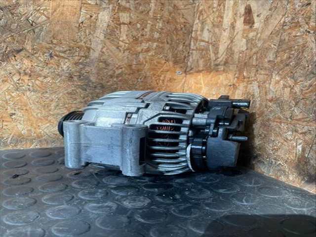 Foto 2ª: Alternador Audi A4 BASICO 1 16V TFSI 160CV (2008)