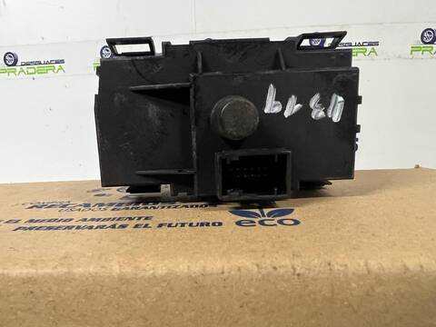 Foto 2ª: Mando Luces Bmw Serie 1 114 123D BERLINA 204CV 150KW [N47D20B] (1950)
