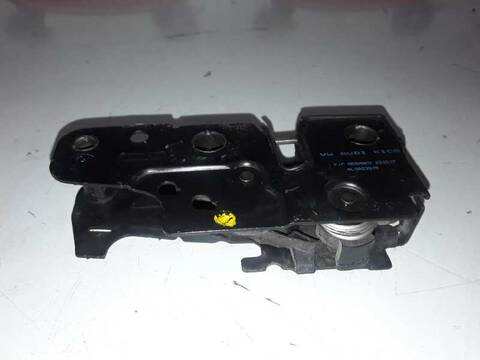 Foto 2ª: Cerradura Capot Audi Q7 3.0 TDI 232CV (2006)