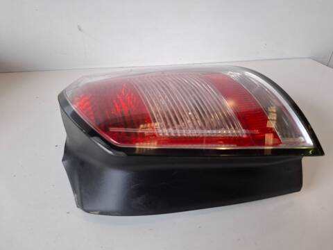 Foto 3ª: Piloto Trasero Derecho Opel Astra INNOVATION 1.4 16V BIVALENT. GASOLINA - GPL 90CV (2004)
