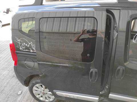 Puerta Lateral Corredera Derecha Fiat Qubo 199A2000