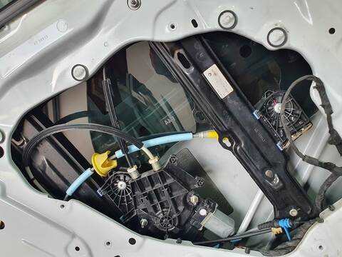 Elevalunas Manual Trasero Izquierdo Bmw Serie 2 215 220D AVENTAGE 4P COUPE 150CV 110KW