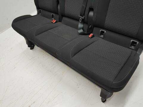 Foto 3ª: Asientos Tercera Fila Ford Transit 320 L1 FWD TREND 130CV 97KW