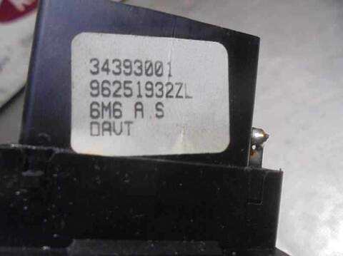 Foto 3ª: Mando Luces Peugeot 306 BOULEBARD BERLINA 69CV 51KW [WJZ] (2000)