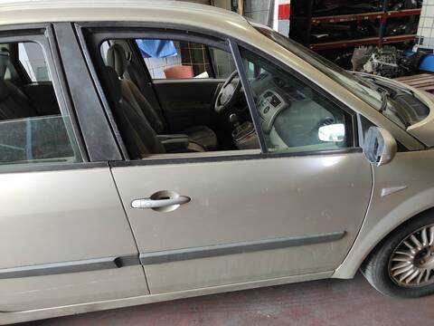 Puerta Delantera Derecha Renault Scenic F9Q804 JM)