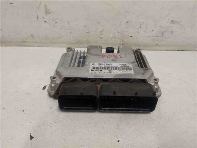 Centralita Motor ECU Chevrolet Cruze 2.0 LS [2.0 LTR. - 92 KW DIESEL CAT]