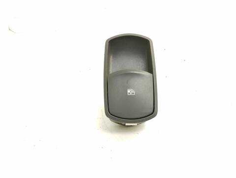 Botonera Elevalunas Hyundai Sonata 2.0 CRDI CAT 140CV 103KW