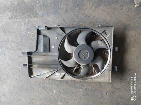 Foto 2ª: Electroventilador Mercedes Clase A 140 140 168.031) 82CV 60KW [166940] (1999)