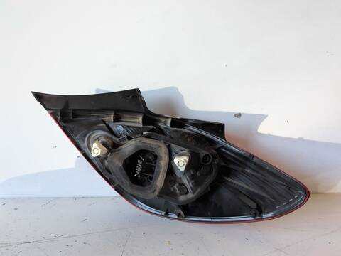 Piloto Trasero Izquierdo Opel Corsa 111 YEARS 90CV