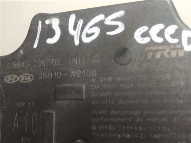 Foto 3ª: Centralita Airbag Kia Ceed 1.4 CONCEPT [1.4 LTR. - 66 KW CRDI CAT] (JD)(2012) [D4FC]