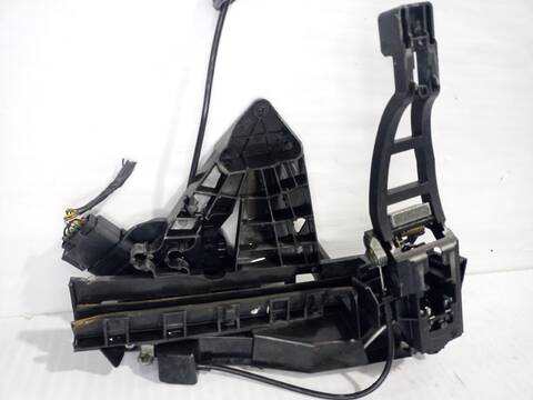 Foto 3ª: Cerradura Puerta Delantera Izquierda Ford Focus TREND 101CV [HWDA] (2004)