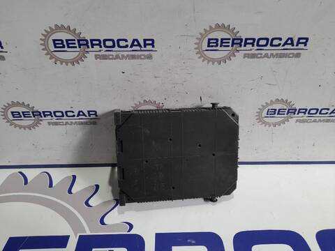 Foto 2ª: Caja Reles Fusibles Peugeot Expert 1.6 BLUE-HDI FAP 116CV FURGON [D/ BH01] (2016)