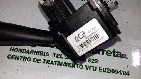 Foto 3ª: Mando Multifuncion Volkswagen Golf SPORTLINE BERLINA 140CV 103KW [BKD] (2004)