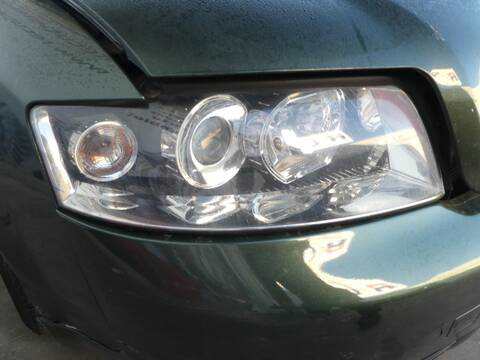 Faro Derecho Audi A4 AVJ BERLINA