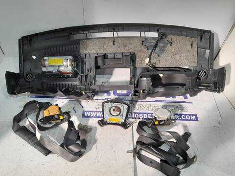 Foto 3ª: Kit Airbag Toyota Avensis 2.2 D-4D CAT BERLINA 150CV 110KW [2ADFTV] (2006)