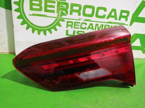 Foto 3ª: Piloto Portón Derecho Volkswagen T-Roc BASIS 110CV [DLAA] (2021)