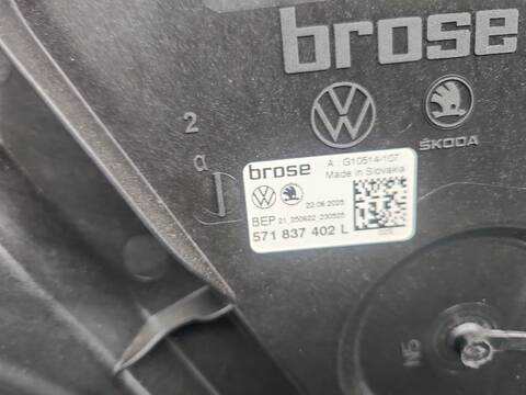 Foto 3ª: Elevalunas Eléctrico Delantero Derecho Volkswagen Tiguan 2.0 TSI 4MOTION 204CV 150KW [DNNE] (2025)