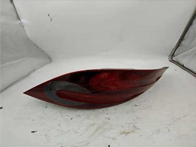 Foto 1ª: Piloto Trasero Derecho Mercedes Clase R 280 5.0 R 500 L 4MATIC (251.175) [5.0 LTR. - 225 KW V8 24V CAT] [113971]