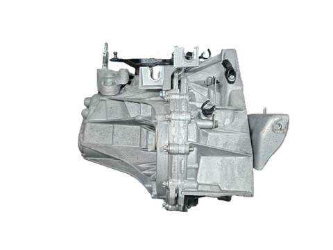 Foto 2ª: Caja Cambios Nissan Pulsar K9K (2015)