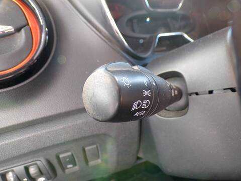Foto 2ª: Mando Luces Renault Captur K9K (2016)