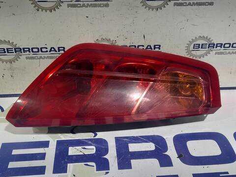 Piloto Trasero Izquierdo Fiat Punto 75CV