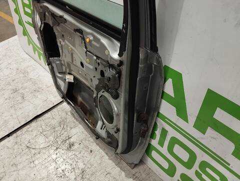 Foto 3ª: Puerta Trasera Izquierda Ford S Max 1.8 TDCI CAT 125CV [QYWA] (2006)
