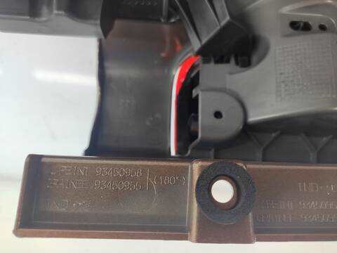 Foto 2ª: Piloto Trasero Izquierdo Renault Trafic 2.0 DCI D ENERGY 120CV [M9R710] (2014)