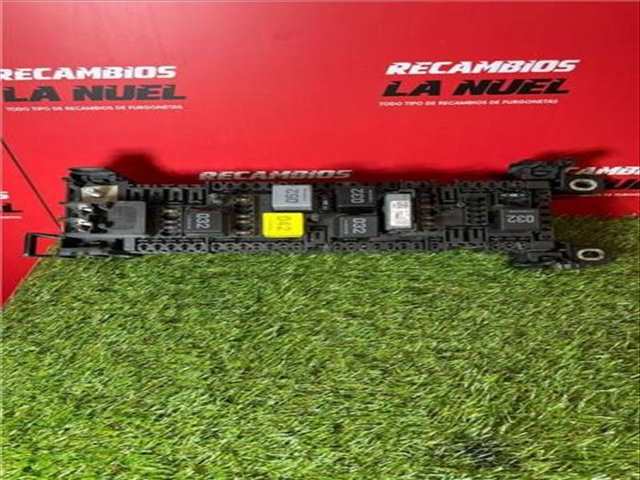 Caja Reles Fusibles Mercedes Vito 109/110/111/114 CDI BASE FWD COMPACTA 114CV 84KW
