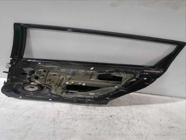 Foto 3ª: Puerta Trasera Derecha Toyota Corolla 2.2 D-4D AUR10_) 177CV [2AD-FHV] (2004)