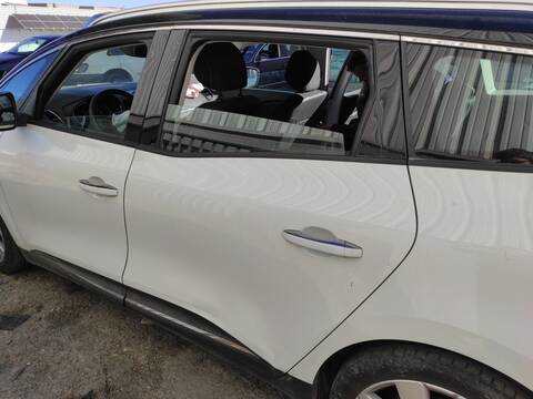 Puerta Trasera Izquierda Renault Scenic H5HB4 IV