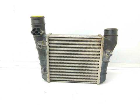 Intercooler Audi A4 2.0 TDI 16V 103KW) BERLINA 140CV
