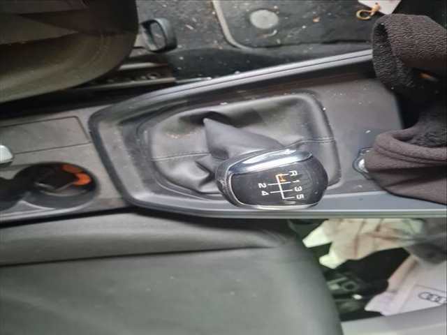 Palanca de Cambio Audi A1 25 TFSI BASICO 95CV 70KW