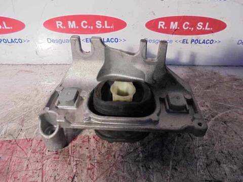 Foto 4ª: Soporte Motor Renault Clio 1.5 DCI DIESEL FAP 90CV 66KW [K9K B6] (2014)