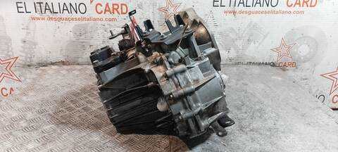 Foto 2ª: Caja Cambios Ssangyong Tivoli CRYSTAL 4X2 116CV 85KW [673910] (2015)