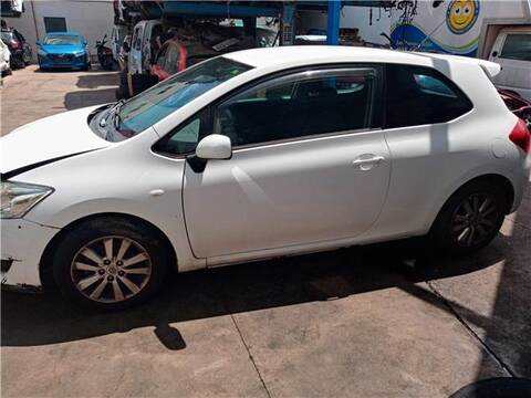 Foto 2ª: Faro Antiniebla Delantero Izquierdo Toyota Auris 1.6 [1ZR-FE]