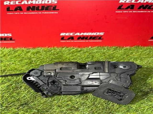 Foto 2ª: Cerradura Puerta Delantera Izquierda Volkswagen Crafter 35 FURGON BL TA FWD KW TDI 140CV 103KW [DAUA] (2021)