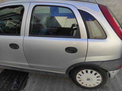 Puerta Trasera Izquierda Opel Corsa Z12XE