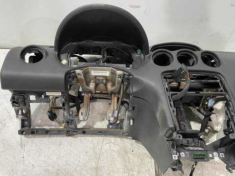 Foto 2ª: Salpicadero Peugeot 308 ENVY 112CV 82KW [9HR (DV6C)] (2011)