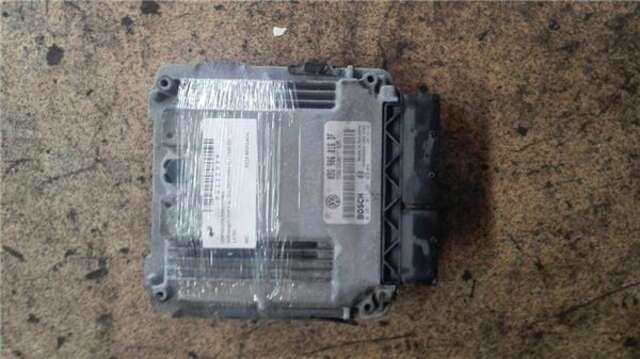 Centralita Motor ECU Volkswagen Golf 1.9 TDI