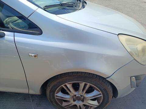 Foto 1ª: Aleta Delantera Derecha Opel Corsa A14XER (2011)