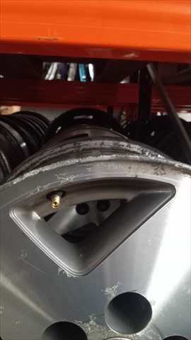 Foto 4ª: LLanta Aleacion Jeep Grand Cherokee 4.0 G ZJ LAREDO 5P. Automatico [MX-V6] (1993)