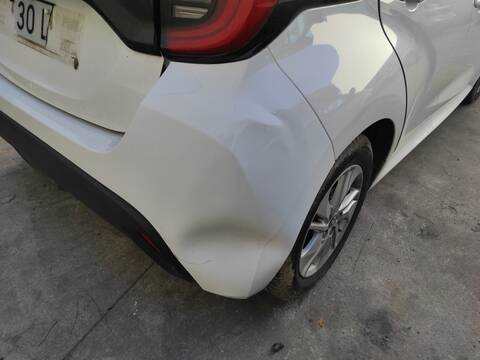 Foto 3ª: Paragolpes Trasero Toyota Yaris M15A (2022)