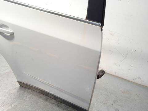 Foto 3ª: Puerta Trasera Derecha Chevrolet Orlando 2.0 D 163CV 120KW [Z20D1] (2012)