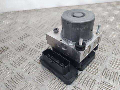 Foto 2ª: Abs Mercedes Clase G 230 GLA 200 CDI 156.908) 136CV 100KW [651930] (2018)