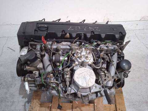 Foto 2ª: Motor Completo Mercedes Clase E 180 3.0 CAT BERLINA 180CV 132KW (1991)