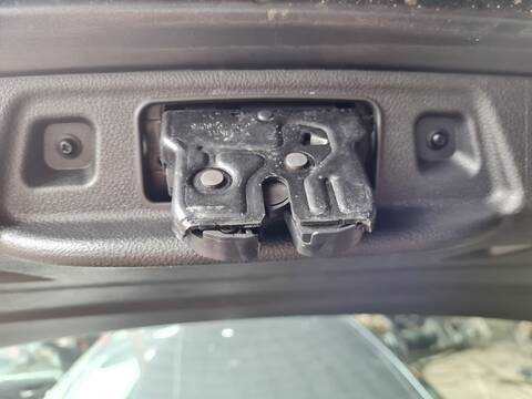 Cerradura Maletero Portón Bmw Serie 1 114 118D 143CV 105KW