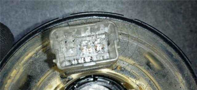 Foto 3ª: Anillo Airbag Volkswagen Golf 1.9 ADVANCE [1.9 LTR. - 77 KW TDI] [BLS]