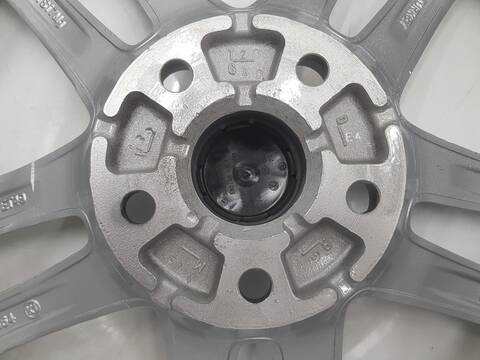 Foto 3ª: LLanta Aleacion Volkswagen Golf GTD BMT 90CV 66KW (2016)